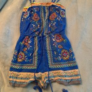 great condition cute patterned romper